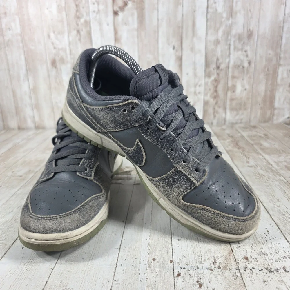 Nike Dunk Low Grey Cracked Leather Mens Shoes Sneakers Size 9.5 US‎